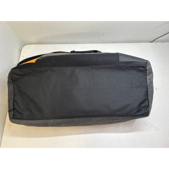 ED HARDY "Death or Glory" Hold-all Duffle Bag - Picture 3 of 5